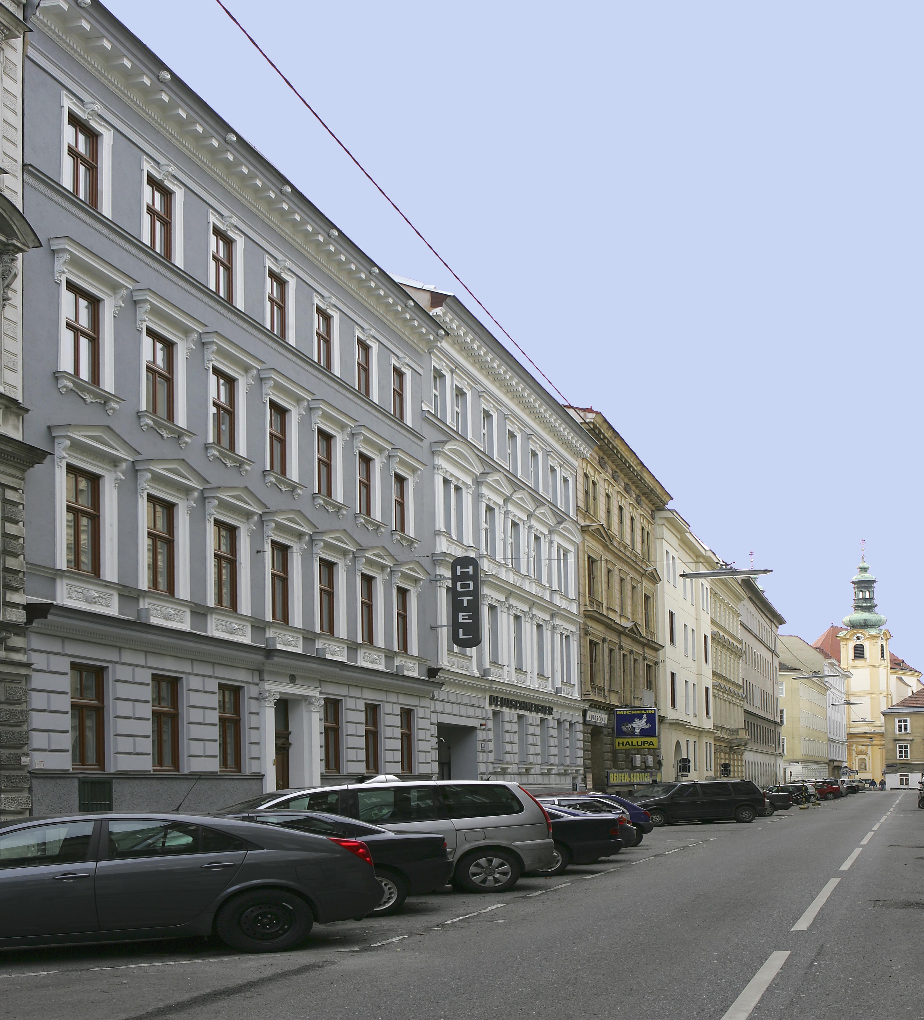 Hotel Caratart Bombolo